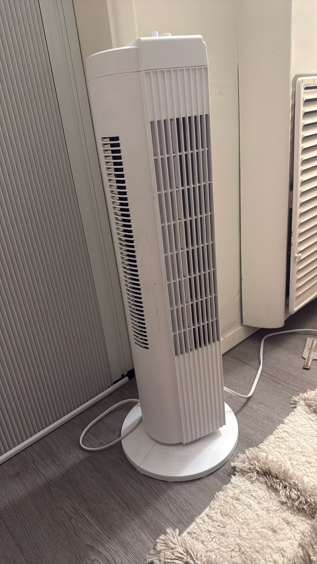 Mainstays 28” oscillating tower fan