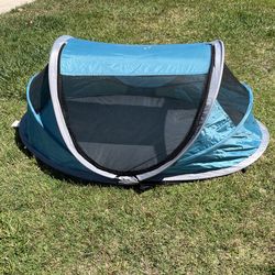 Kid Co Peapod-Portable Childrens Travel Bed.