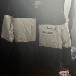 Jacket Moncler Size 3  Blk And White 