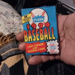 Vintage Package Card F L E E R."90"Never Been Open.