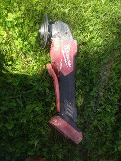 Milwaukee grinder