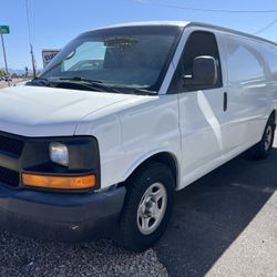 2006 Chevrolet Express Cargo Van