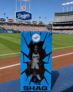 Dodger Shaq bobble head