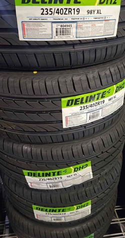 235 40 19 Set Of Tires Brand New