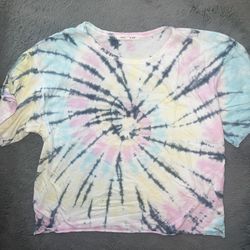 Women’s Tie dye Shirt Size M