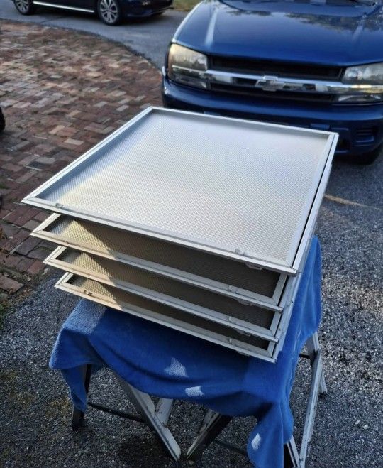 4 Fluorescent Troffer 2x2 Light Fixtures 