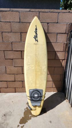 Becker 6'8" Custom Surfboard Package – Excellent Condition – roof soft rack included