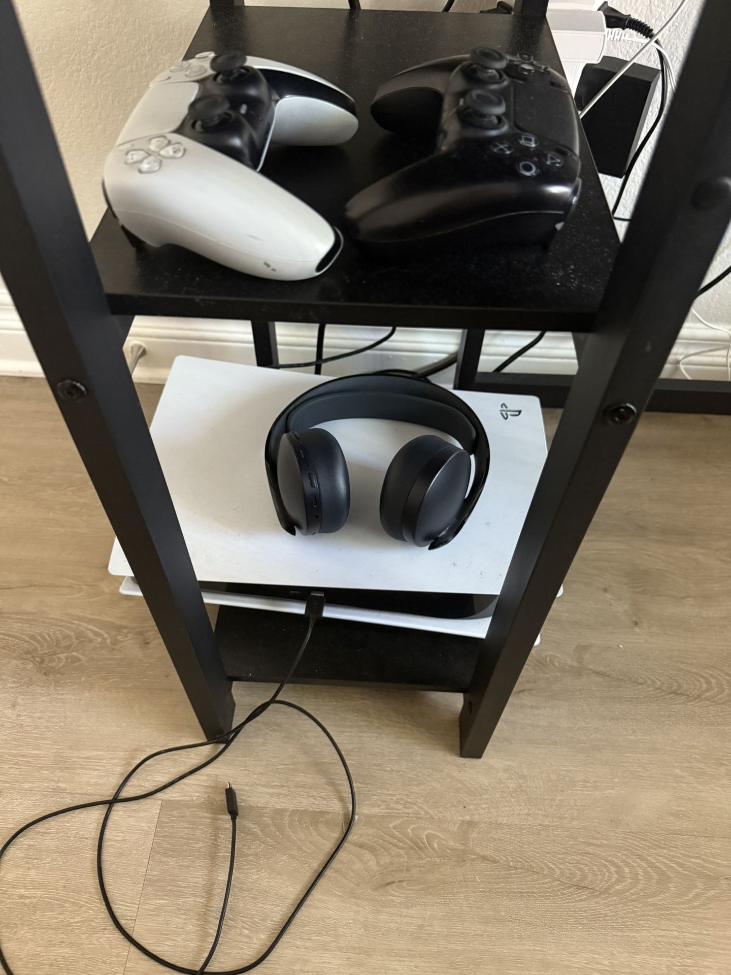 Ps5 Disc Version, 2 Controllers, and 3D Pulse Headset