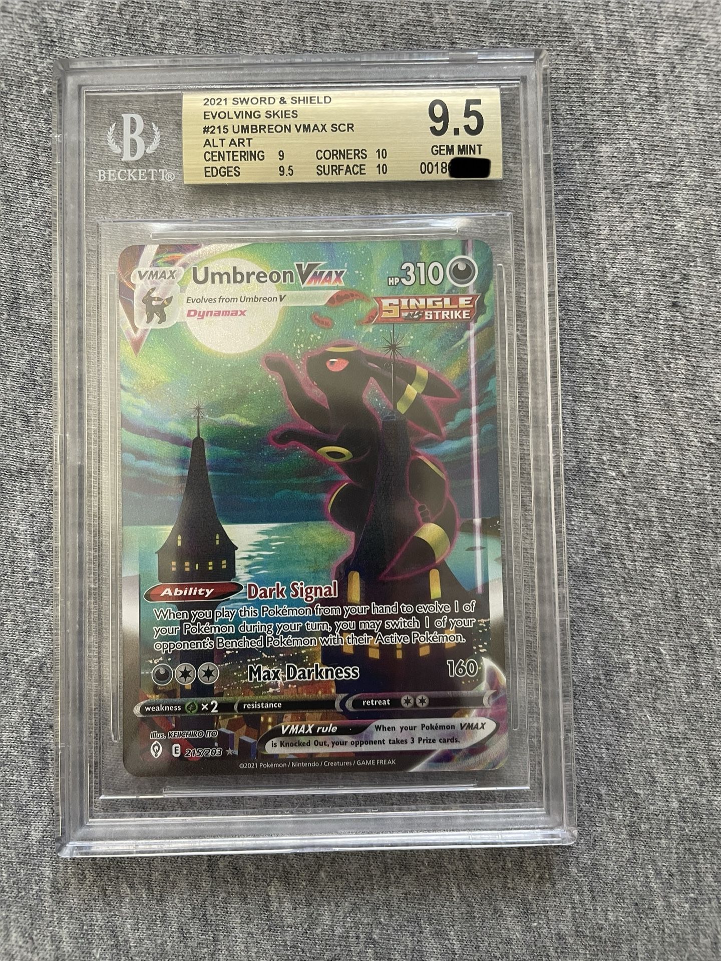 Pokemon Umbreon Vmax #215 Evolving Skies Moonbreon BGS 9.5 Beckett