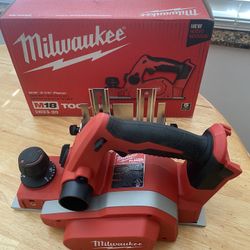 M18 Milwaukee 3-1/4” Planer. Tool Only 