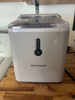 Frigidaire Ice Maker