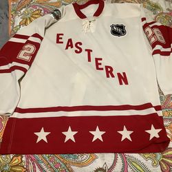 2004 NHL all star game jersey signed by Martin st.louis