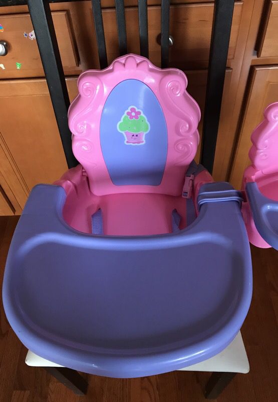 High chair in excellent condition