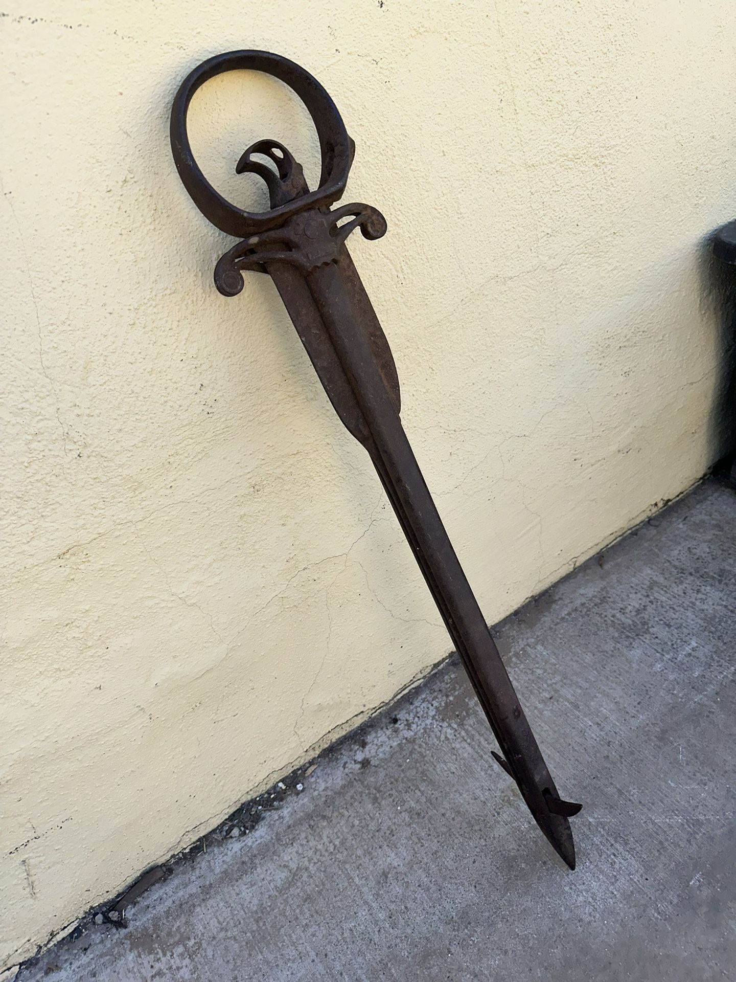 NELLIS HAY BALE SPEAR HARPOON VINTAGE MANCAVE