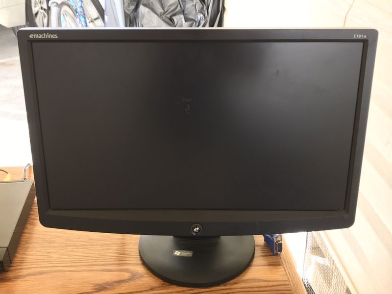 Computer monitor-flatscreen