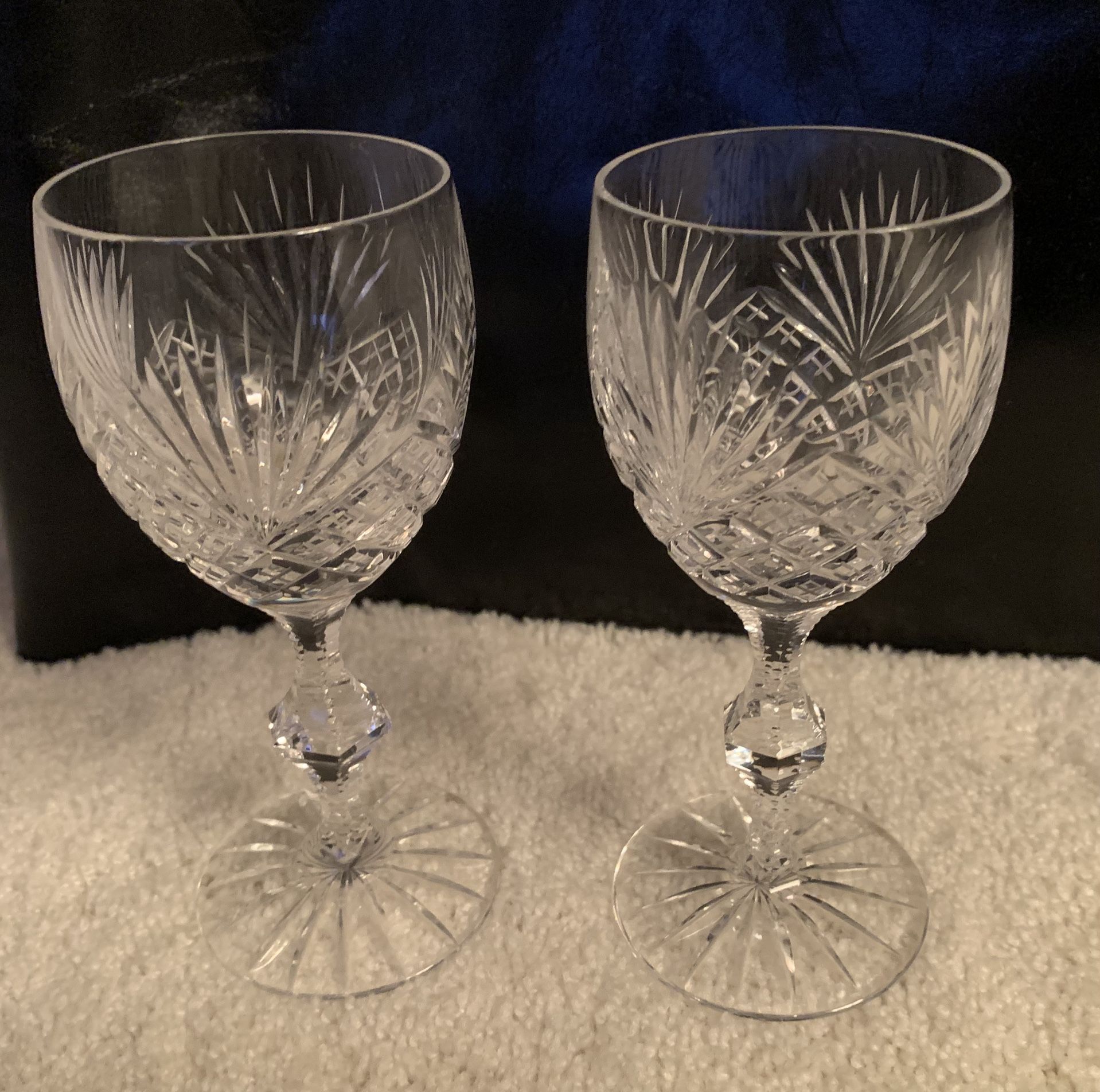 Crystal Glasses 2 Strawberry Diamond Fan