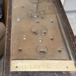 Vintage Pinball Machine - Hi-Lo 5 Cent