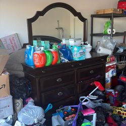 Big Dresser