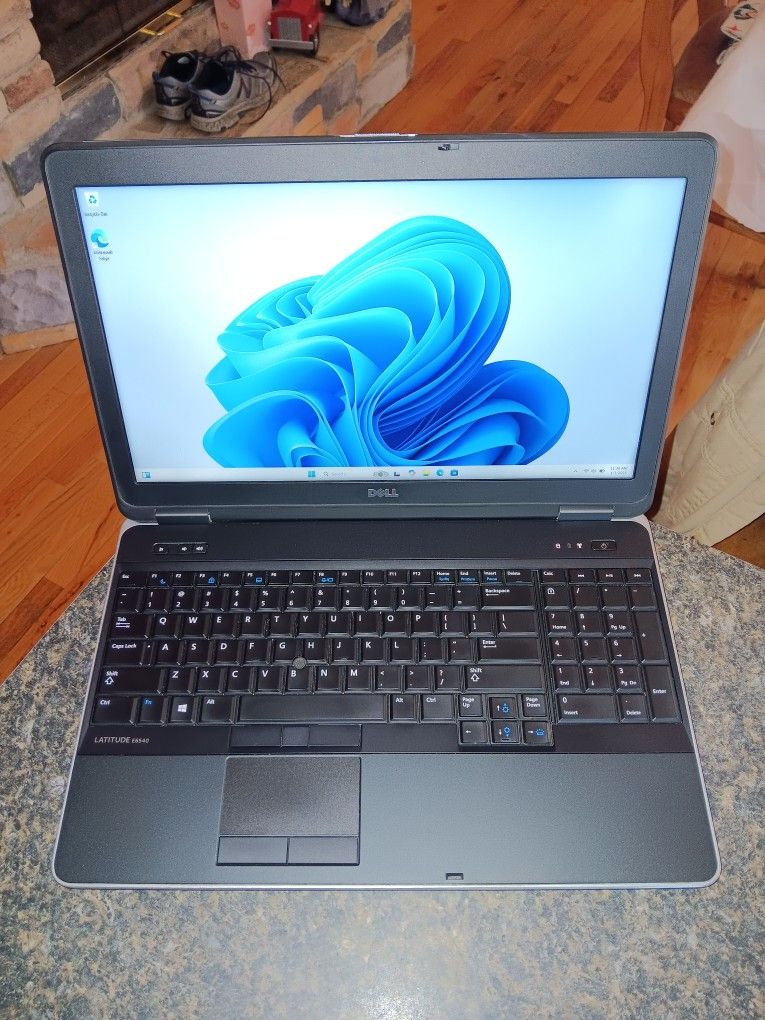 Dell Latitude E6540 Laptop