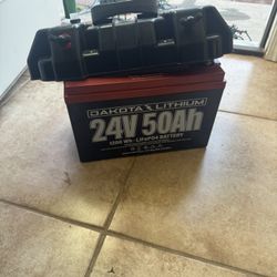 Dakota Lithium 24 Volt 50 AH