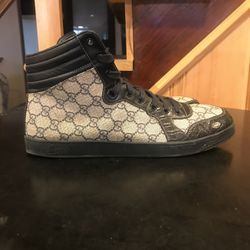 Gucci Shoes  Size 12