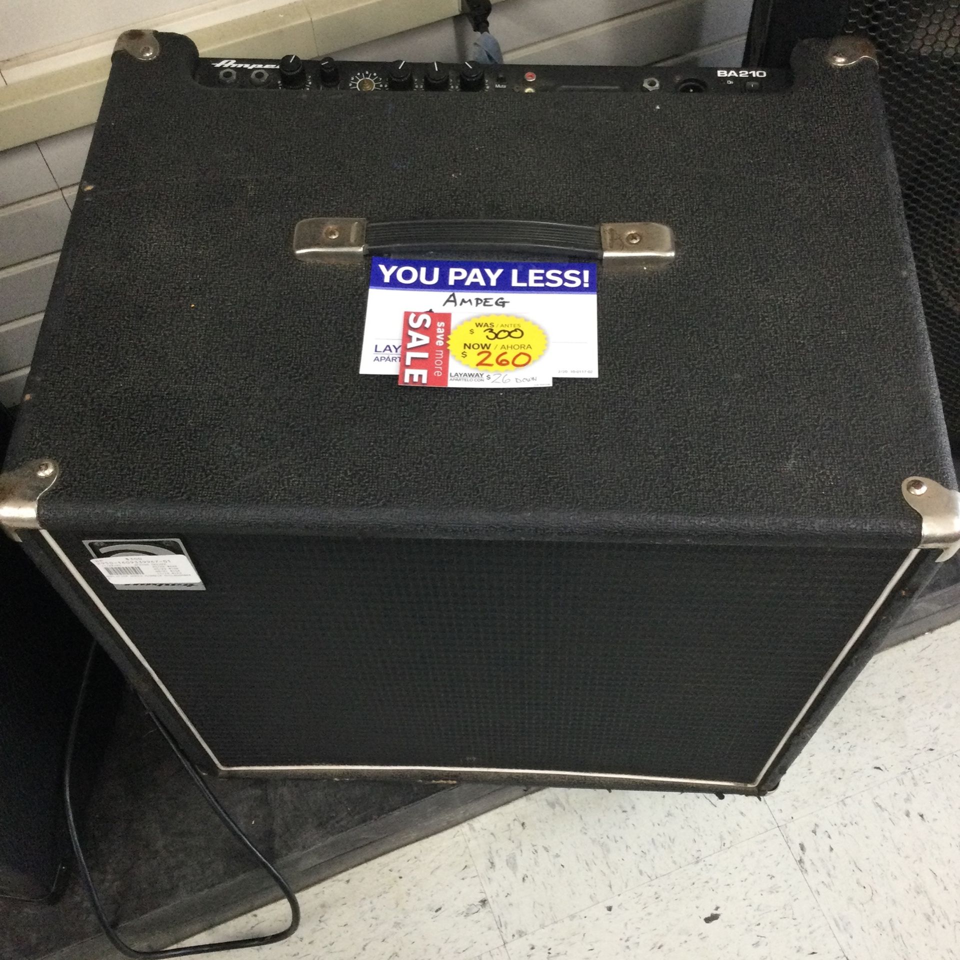 Ampeg Bass Amp