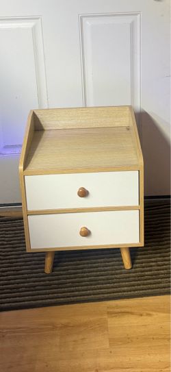 New….set of low profile end tables with drawers