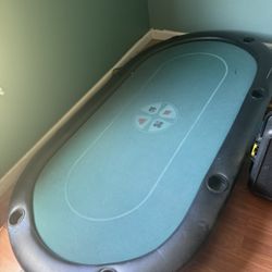poker table 