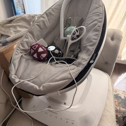 4 moms baby rocker