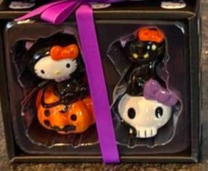 Hello Kitty Halloween Figurine Set