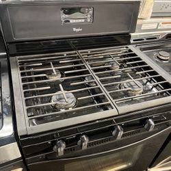 BLACK 5 BURNER GAS RANGE 