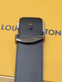 Authentic Louis VUITTON DAMIER INVENTEUR Reversible Belt for Sale in  Trenton, NJ - OfferUp