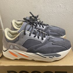 Adidas Yeezy Boost 700 Magnet Men Size 12.5  Authentic