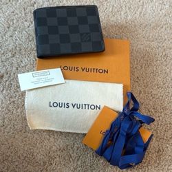 LV Wallet 