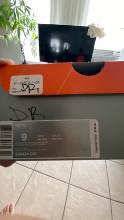 Nike KD VI Sneakers Size 9
