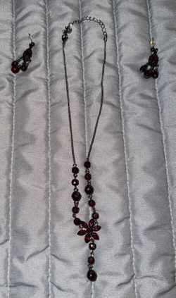Vintage garnet colored glass bead drop daisy flower necklace and earrings set
