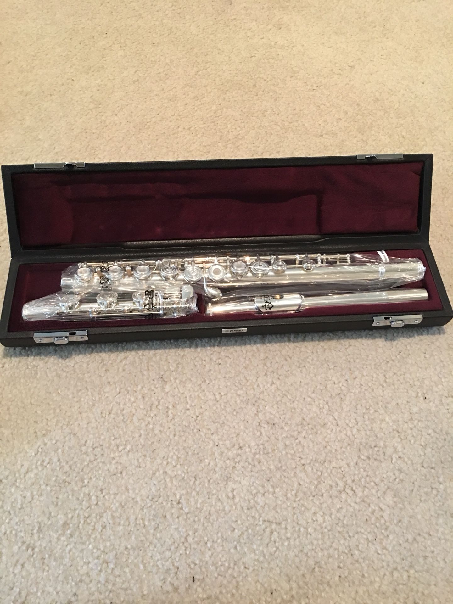 Yamaha Flute - YFL-362H with offset G; brand new