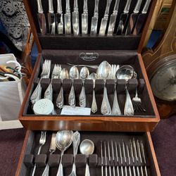 Silverplated Flatware Set Vintage 