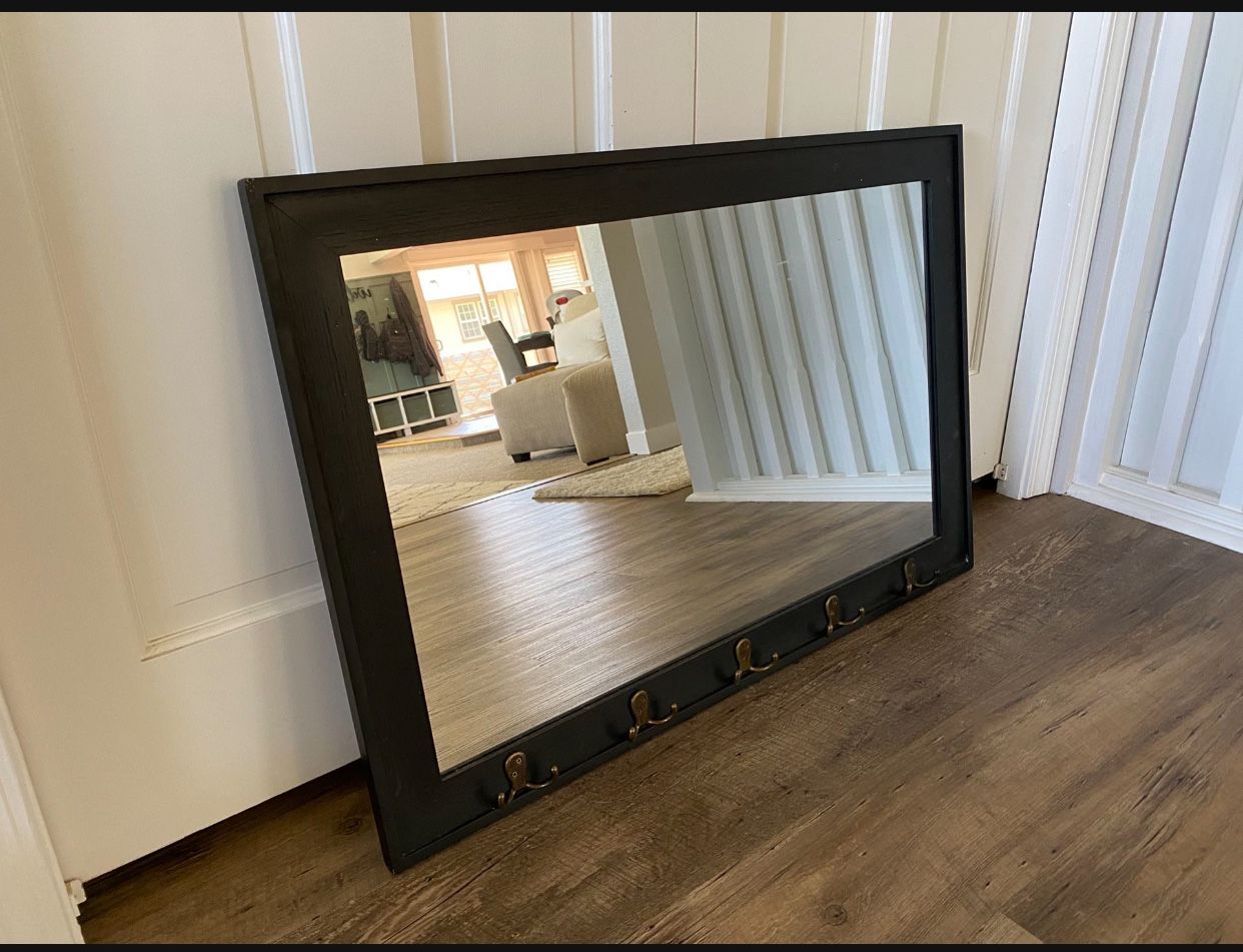 Hanging Mirror With Hooks