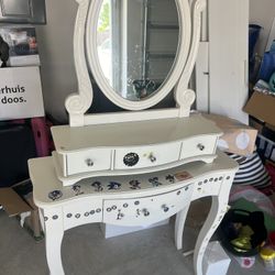 DIY VANITY