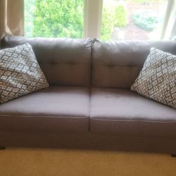 Couch Gray