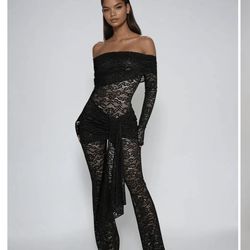 KAT BLACK LACE JUMPSUIT new size S brand SISTERPARTY