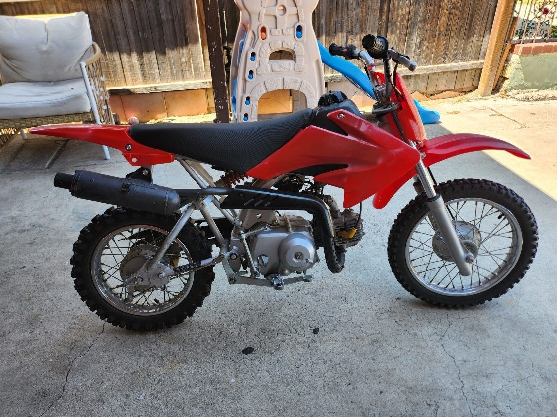 Dirt Bike Honda CRF 70