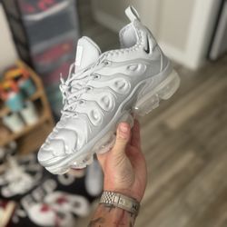 Nike Air Vapormax Size 8.5 New 