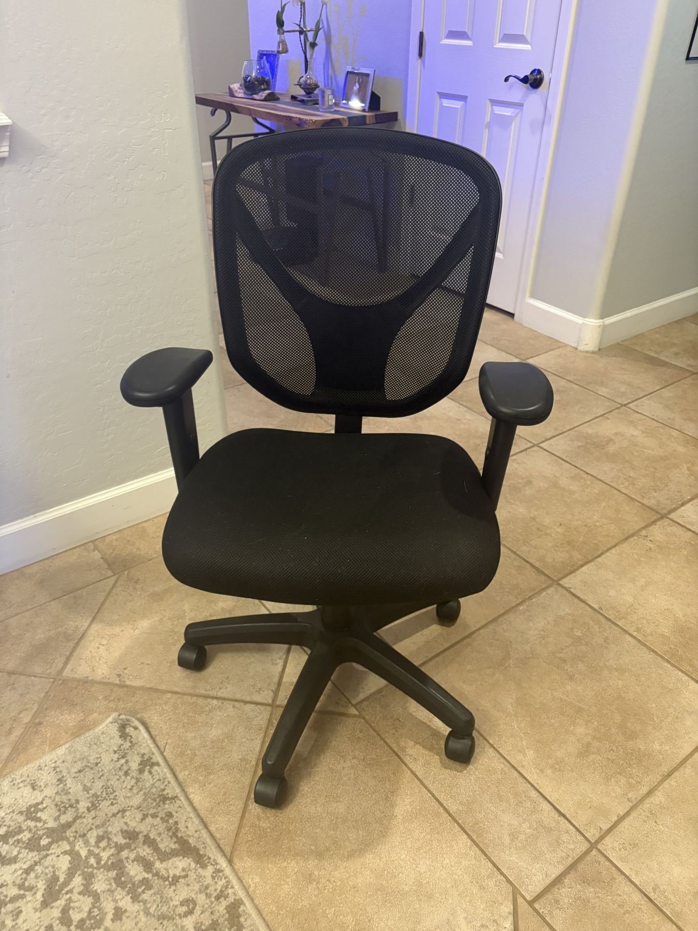 Black Mesh Office Chair