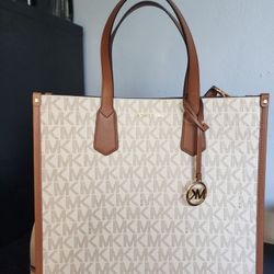 Michael Kors Tote Bag 