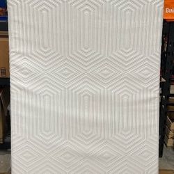 Brand New Beautiful Twin Size Mattress And Boxspring. ( Only 1 Month Old ). 