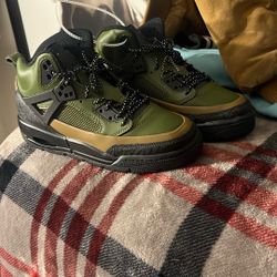 Air Jordan Winterized Spizike GS 'Legion Green'