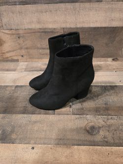 Allegra K Women's Round Toe Side Zip Chunky Heel Ankle Boots Sz 5.5