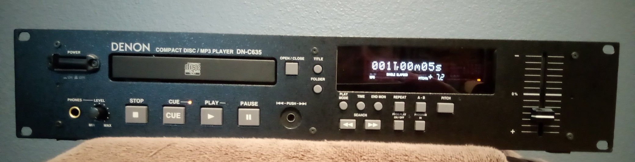 Denon Compact Disc/MP3 Player